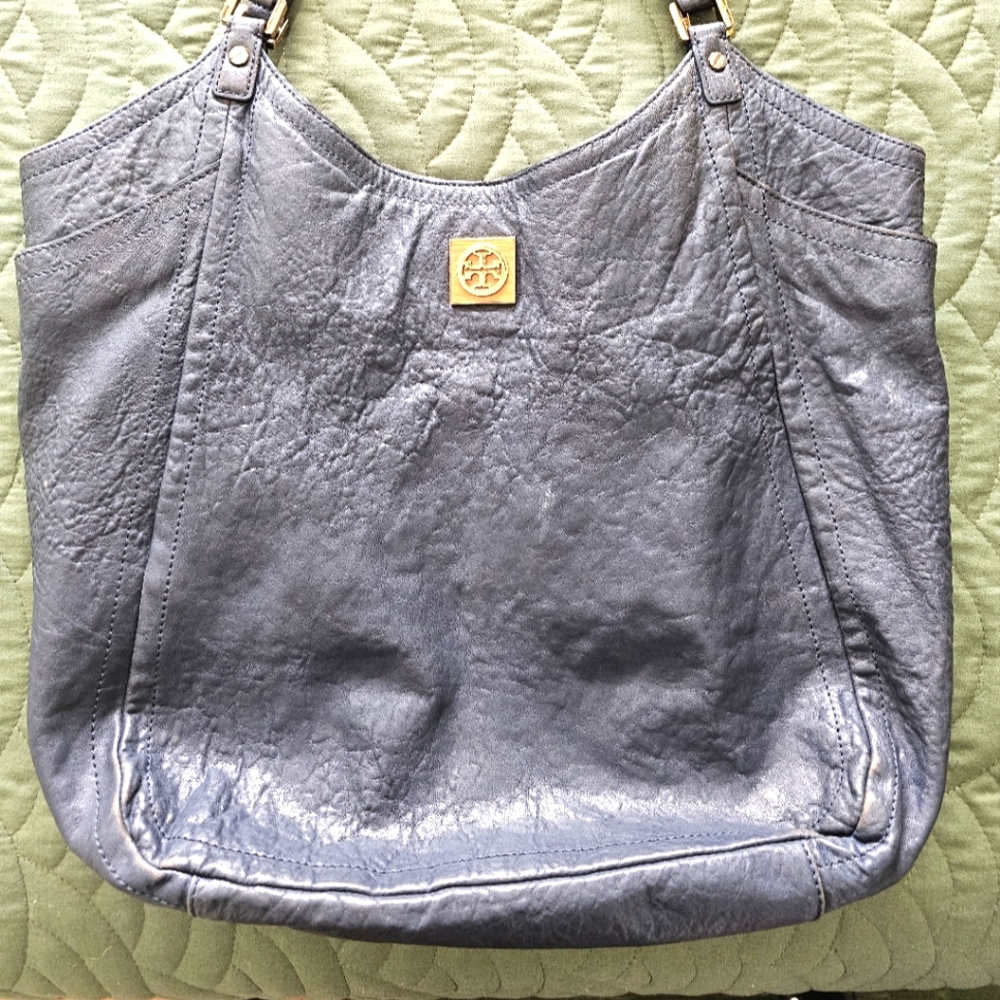 Tory Burch - Soft Blue Leather Shoulder bag.